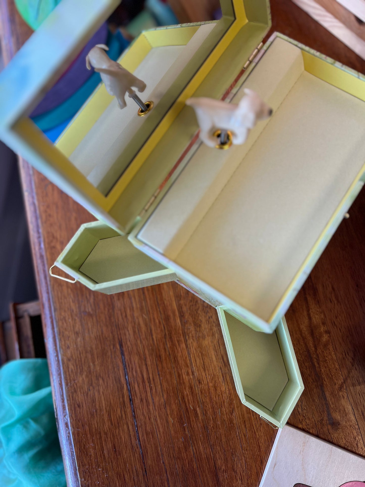 Jewellery Box (Music Box) Puppy Love